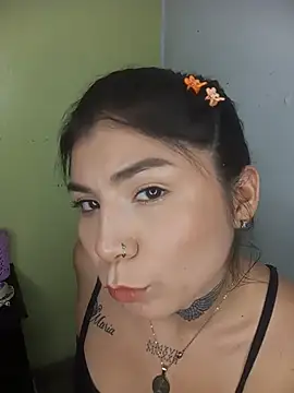 PequenaNena online show from June 12, 2:54 am