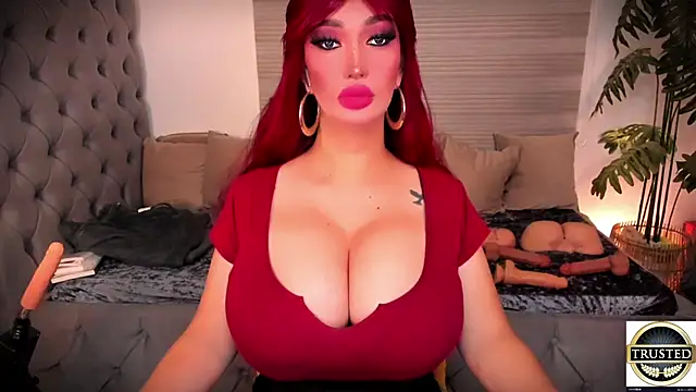 PlayfullMaria online show from June 5, 9:09 pm