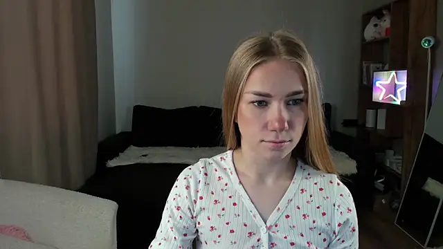 AnnaAlexArti online show from June 5, 5:36 am