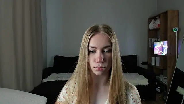 AnnaAlexArti online show from June 5, 6:52 am