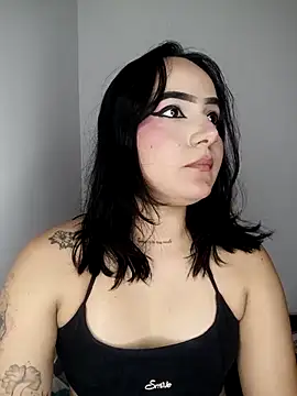 lucyparker 28 online show from May 13, 3:59 am