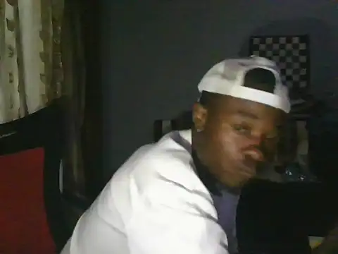 Snapshot of SowetoR500 chatting on May 23, 10:14 pm SowetoR500 online show from May 23, 10:14 pm