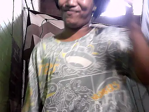 Snapshot of bj_l0ve chatting on May 16, 6:54 am bj l0ve online show from May 16, 6:54 am