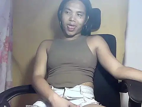 Snapshot of bj_l0ve chatting on July 8, 4:22 pm bj l0ve online show from July 8, 4:22 pm
