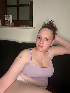 CuteBeaX online show from June 18, 8:02 pm