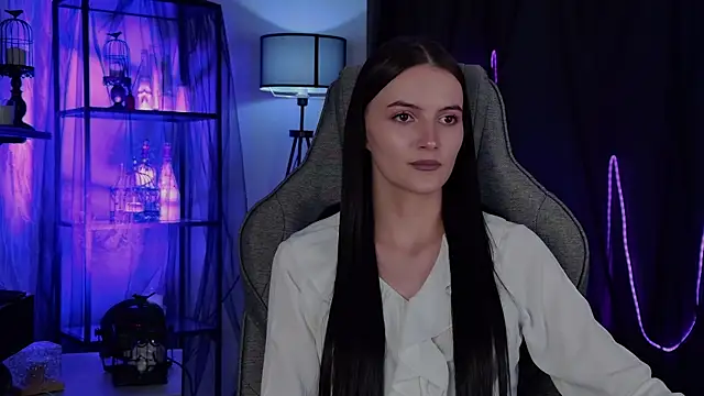 Snapshot of StellaCrowe chatting on May 16, 2:49 pm StellaCrowe online show from May 16, 2:49 pm