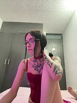 she-dulce online show from May 10, 2:06 am