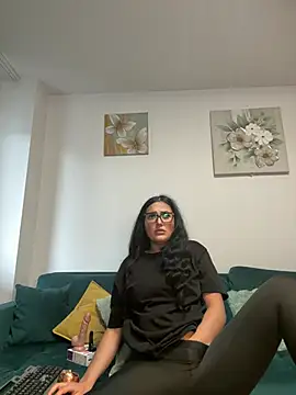 Snapshot of AnyEvyy chatting on May 22, 5:36 am AnyEvyy online show from May 22, 5:36 am
