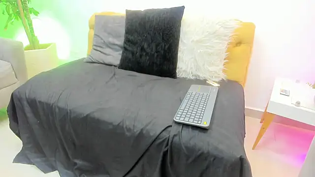 Zane Belville online show from June 4, 11:27 am