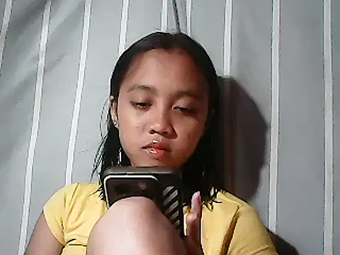 Yours AsianPinayGirl18 online show from June 5, 9:15 am