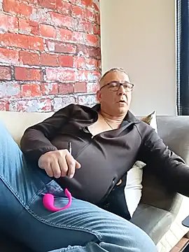 Soloyan online show from March 12, 12:55 pm