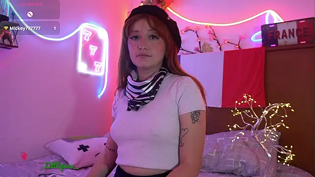 JennRodgers  online show from June 5, 4:41 am