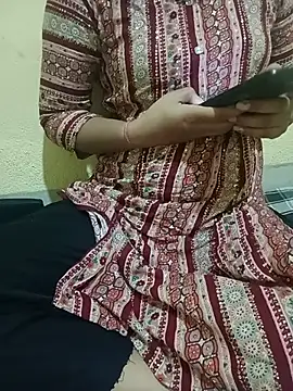 Snapshot of Seema_yadav01 chatting on July 21, 5:21 am Seema yadav01 online show from July 21, 5:21 am