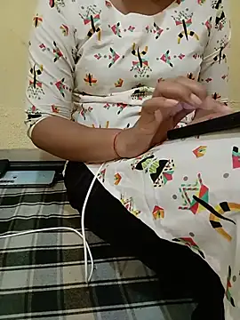 Snapshot of Seema_yadav01 chatting on July 31, 5:18 am Seema yadav01 online show from July 31, 5:18 am