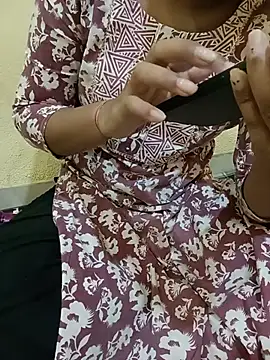 Snapshot of Seema_yadav01 chatting on August 1, 5:07 am Seema yadav01 online show from August 1, 5:07 am