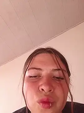 Snapshot of DiamondNath_ chatting on May 15, 9:11 pm DiamondNath online show from May 15, 9:11 pm