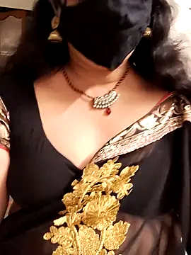 Snapshot of wow_vasavi chatting on July 9, 6:01 pm wow vasavi online show from July 9, 6:01 pm