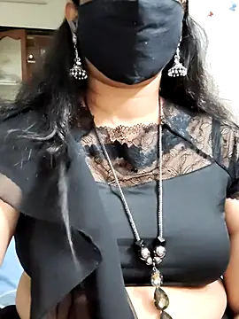 Snapshot of wow_vasavi chatting on July 12, 5:15 pm wow vasavi online show from July 12, 5:15 pm