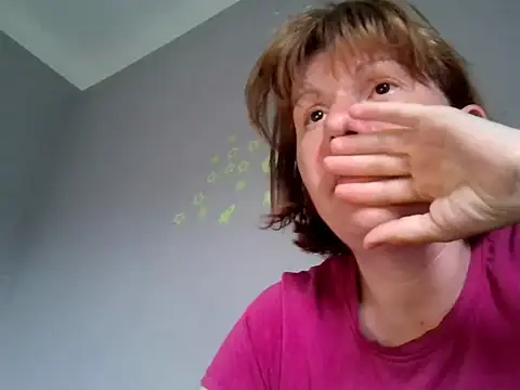 Snapshot of sarahme2 chatting on May 8, 3:39 pm sarahme2 online show from May 8, 3:39 pm