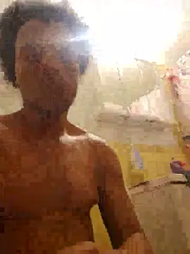 Snapshot of Blcdcktonight chatting on May 17, 12:41 am Blcdcktonight online show from May 17, 12:41 am