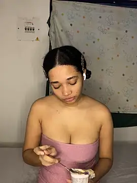  sweetSabrina- online show from June 21, 1:46 pm
