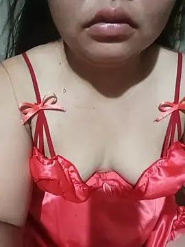 Lily Henry online show from June 17, 5:14 pm