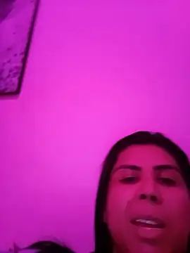 Yasmin Almeida online show from May 23, 4:11 pm