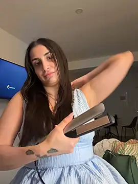 Snapshot of its_Jasmxn chatting on June 18, 11:20 pm its Jasmxn online show from June 18, 11:20 pm