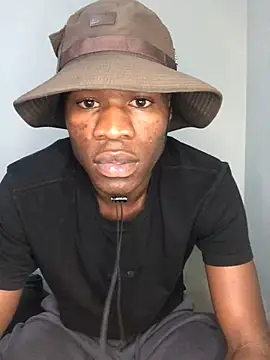Snapshot of thandolezwe1 chatting on June 19, 12:09 pm thandolezwe1 online show from June 19, 12:09 pm