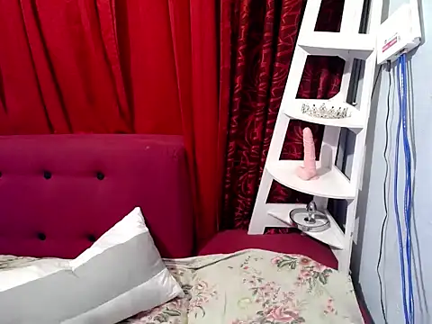 hotchickgirl online show from August 2, 11:36 pm