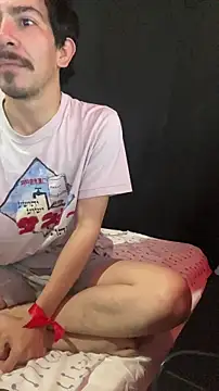 Snapshot of Piter_Drako chatting on May 15, 10:50 pm Piter Drako online show from May 15, 10:50 pm