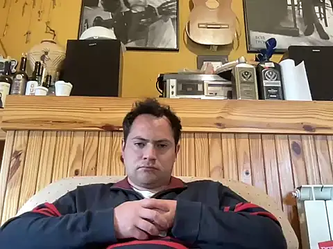 alecsgzz online show from May 10, 8:36 pm
