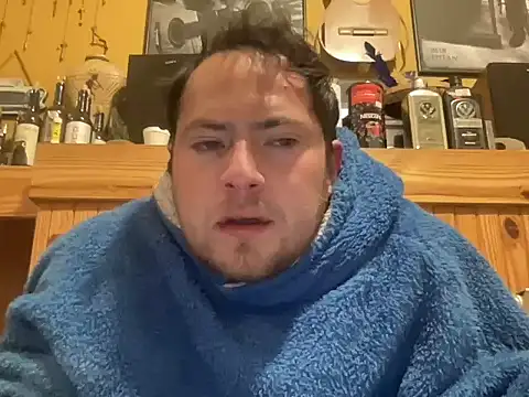 alecsgzz online show from June 3, 8:28 am