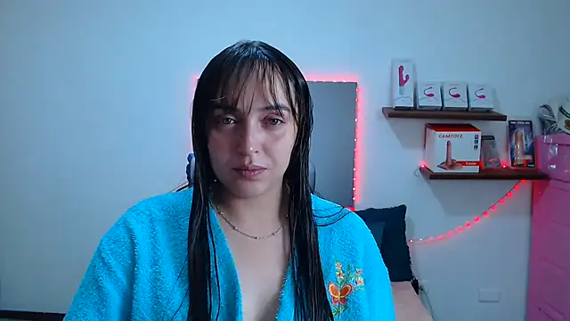 anyela bubble18 online show from August 8, 11:39 pm