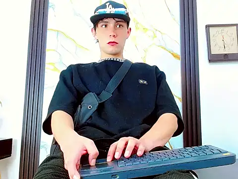  Anubis   online show from August 3, 6:44 pm