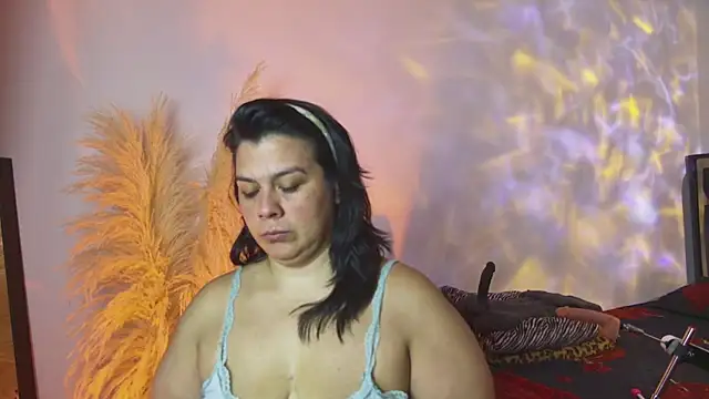 Snapshot of Martina_Foxy01 chatting on July 12, 11:12 am Martina Foxy01 online show from July 12, 11:12 am