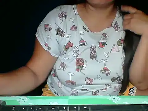 MommyKaye30 online show from June 5, 7:19 pm