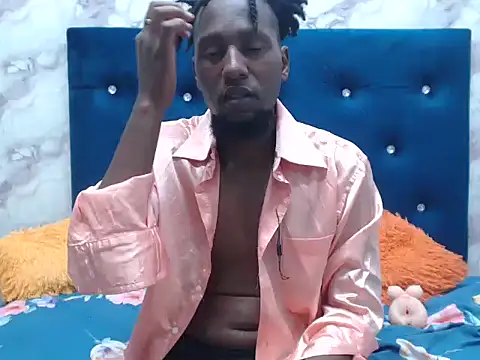 Snapshot of LabetoXXX chatting on May 3, 8:48 pm LabetoXXX online show from May 3, 8:48 pm