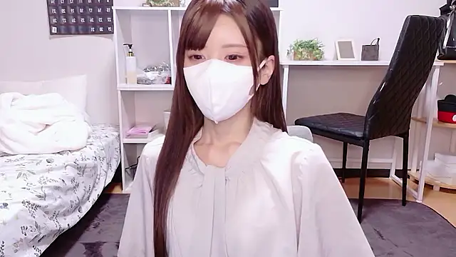 Snapshot of hina_mochi chatting on May 14, 2:57 pm hina mochi online show from May 14, 2:57 pm