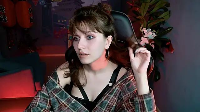 LolaDominara online show from May 7, 11:37 am