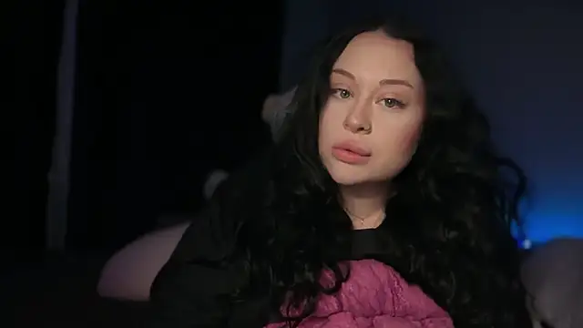 Snapshot of Sofi__Si chatting on July 4, 7:42 pm Sofi Si online show from July 4, 7:42 pm