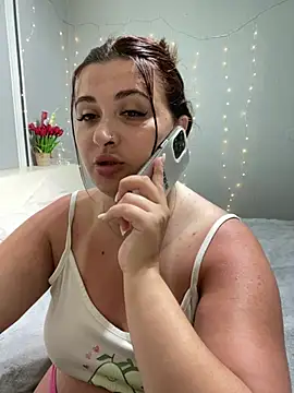 Snapshot of AureTease chatting on June 27, 6:13 pm AureTease online show from June 27, 6:13 pm