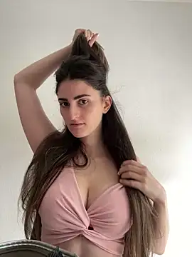 OliviaBaby- online show from May 15, 10:33 am