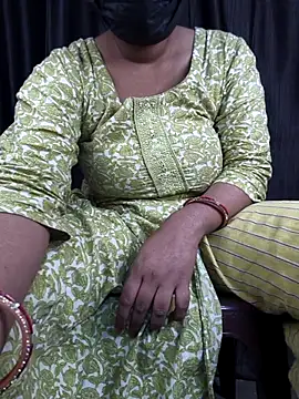 Indianaayra online show from May 10, 4:56 pm