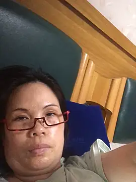 nidejiejie online show from June 3, 2:33 pm