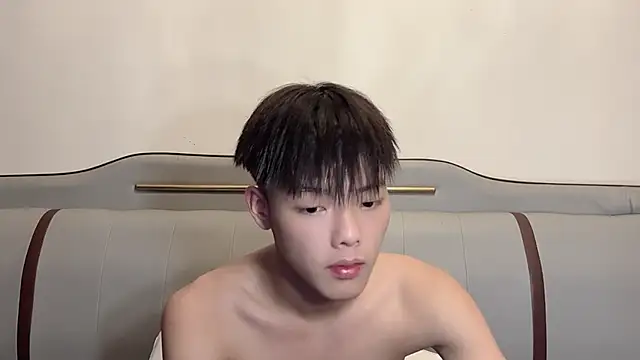 LY-0101 online show from May 9, 2:11 pm