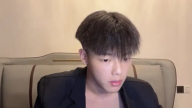 LY-0101 online show from May 11, 2:01 pm