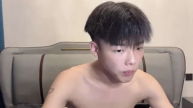 LY-0101 online show from May 11, 2:45 pm
