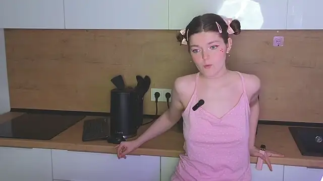 Annpopsy online show from June 2, 8:55 pm