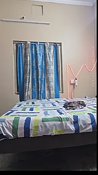 Snapshot of Bubbly_143 chatting on July 18, 5:11 am Bubbly 143 online show from July 18, 5:11 am
